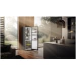 Frigider Independent  Liebherr RBbsb 525i, Clasa Valorica Comfort, Culoare BlackSteel, Clasa de eficienta energetica B, Înălțime 185.5 cm, Volum total 386 l, Emisii de zgomot acustic 34 dB, Greutate  77.6 kg - imagine 3